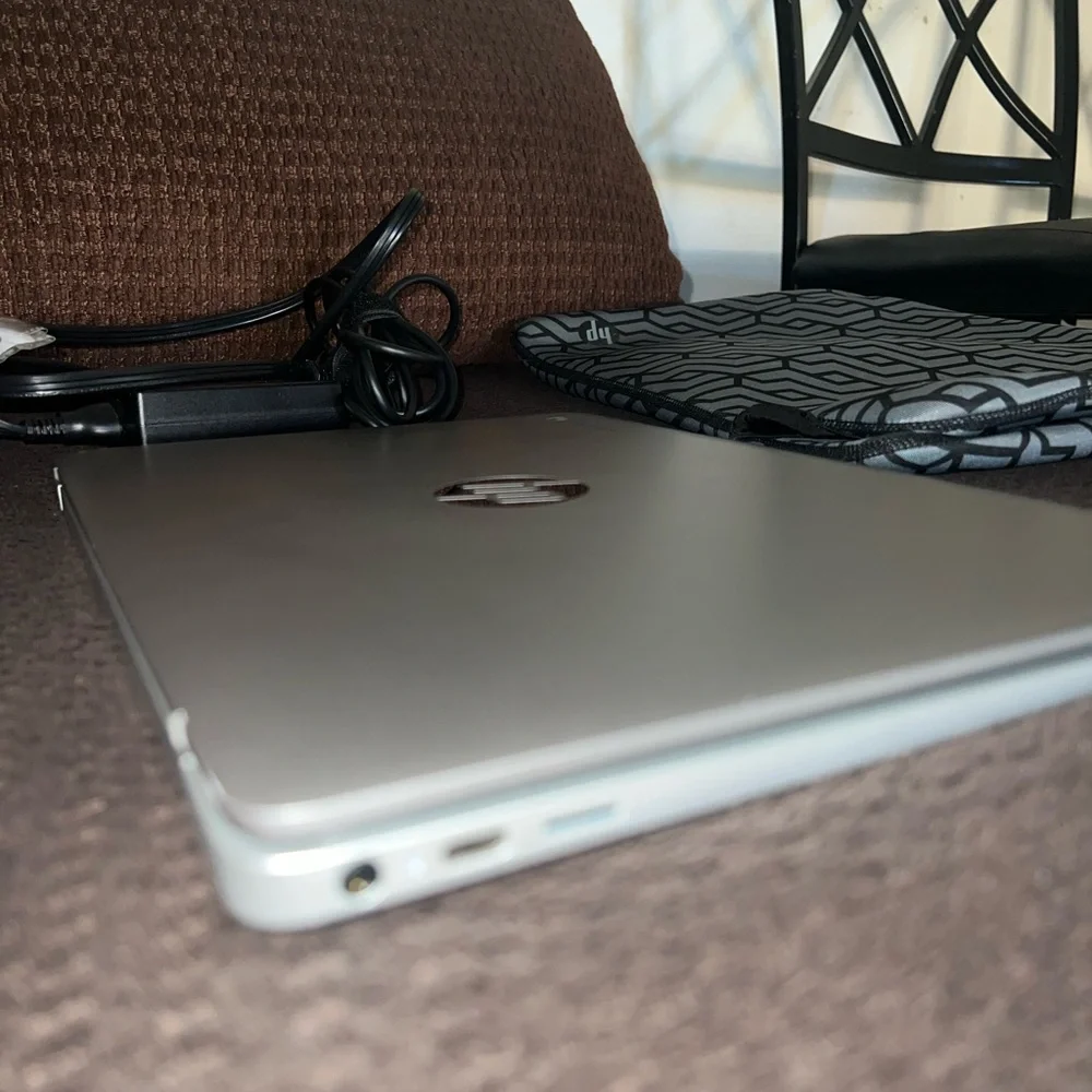 Hp Chromebook space gray